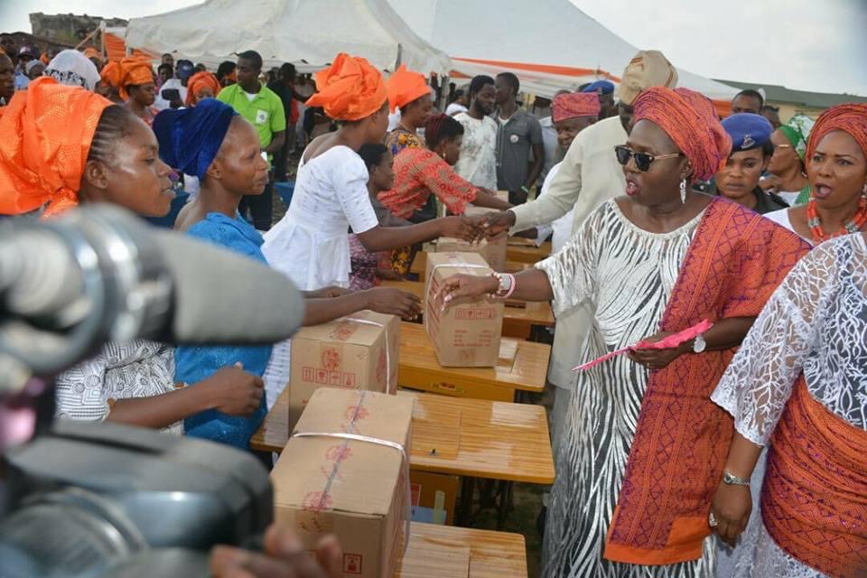 Akoko South West Women Empowerment - Ondo First Lady Gives Out Laptops Other Items-6